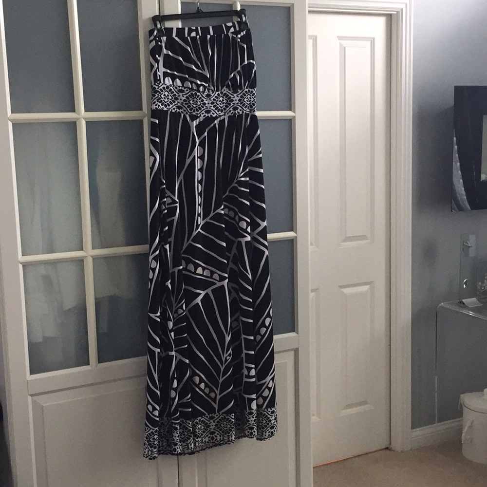 Black and white maxi dress
